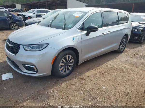 2C4RC1S77RR150298 2024 CHRYSLER PACIFICA - Image 2
