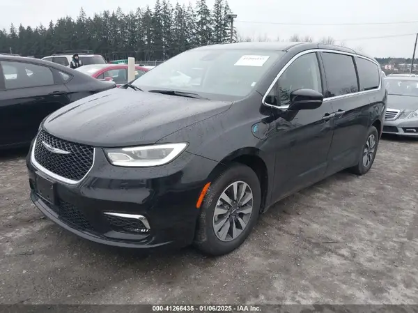 2C4RC1S77RR156845 2024 CHRYSLER PACIFICA - Image 2
