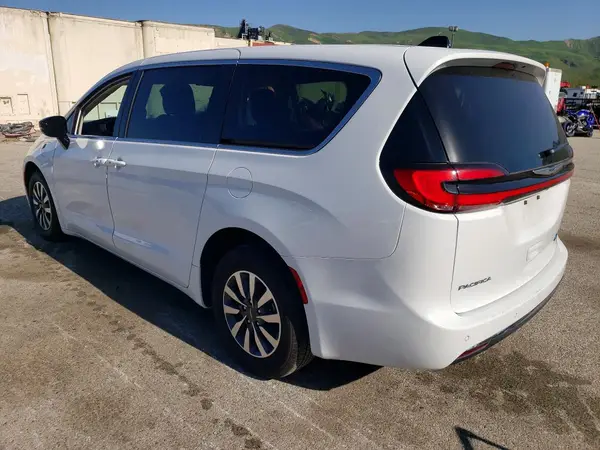 2C4RC1S77RR157154 2024 CHRYSLER PACIFICA - Image 2