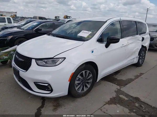 2C4RC1S77RR170910 2024 CHRYSLER PACIFICA - Image 2
