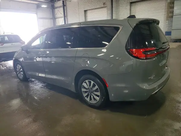 2C4RC1S77SR546348 2025 CHRYSLER PACIFICA - Image 2