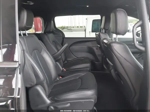 2C4RC1S77SR576126 2025 CHRYSLER PACIFICA - Image 8