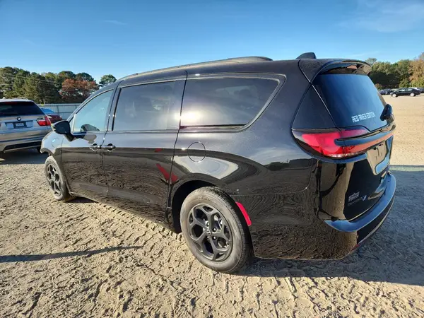 2C4RC1S77SR576403 2025 CHRYSLER PACIFICA - Image 2
