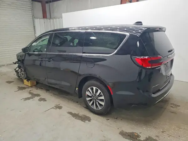 2C4RC1S77SR577762 2025 CHRYSLER PACIFICA - Image 2