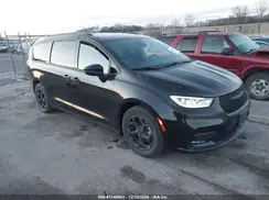 2C4RC1S78MR521915 2021 CHRYSLER PACIFICA
