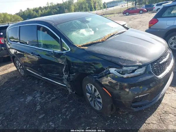 2C4RC1S78NR165418 2022 CHRYSLER PACIFICA - Image 1