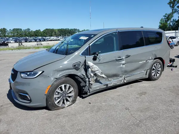 2C4RC1S78PR502995 2023 CHRYSLER PACIFICA - Image 1