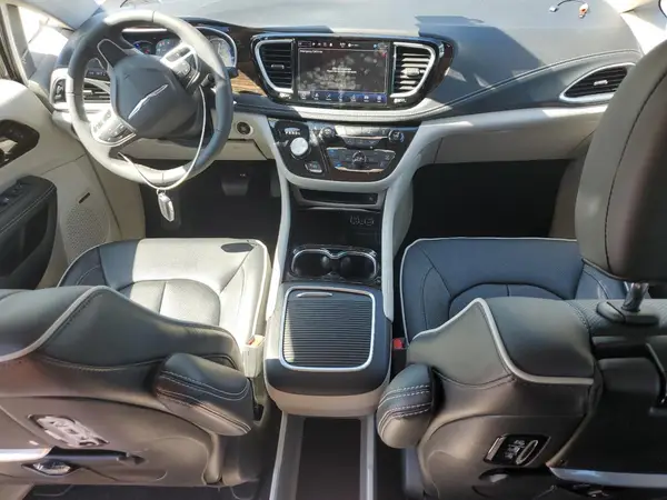 2C4RC1S78PR502995 2023 CHRYSLER PACIFICA - Image 8
