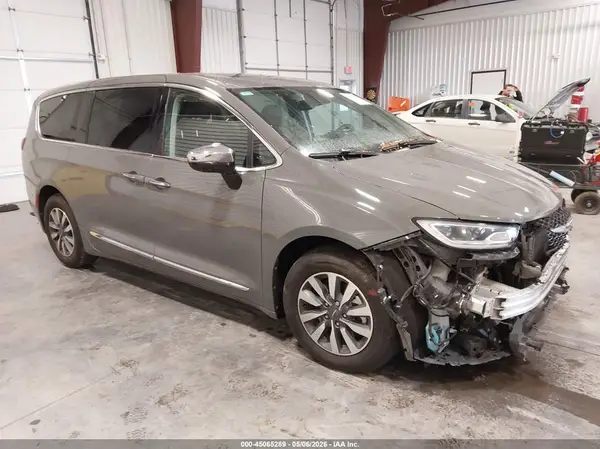 2C4RC1S78PR503354 2023 CHRYSLER PACIFICA - Image 1