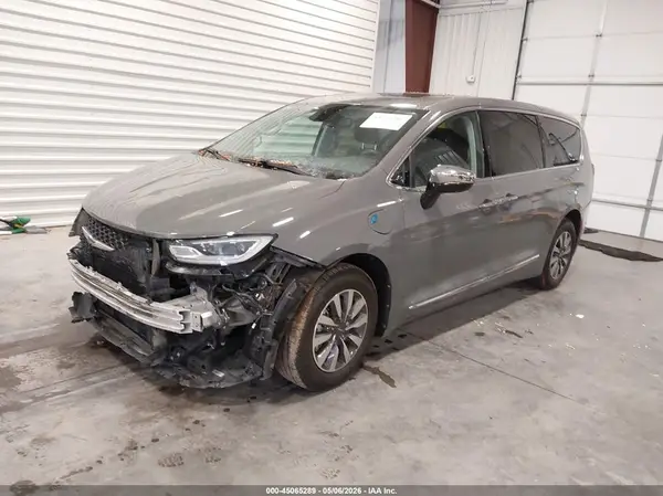 2C4RC1S78PR503354 2023 CHRYSLER PACIFICA - Image 2
