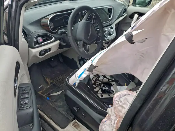 2C4RC1S78PR542395 2023 CHRYSLER PACIFICA - Image 8