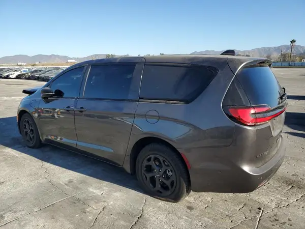2C4RC1S78PR584467 2023 CHRYSLER PACIFICA - Image 2