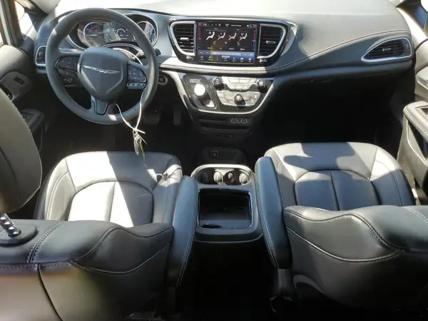 2C4RC1S78RR112093 2024 CHRYSLER PACIFICA - Image 8