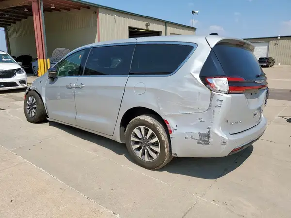 2C4RC1S78RR137575 2024 CHRYSLER PACIFICA - Image 2