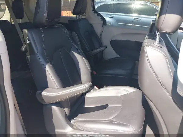 2C4RC1S78RR144543 2024 CHRYSLER PACIFICA - Image 8