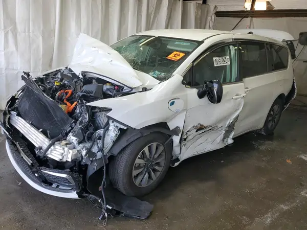 2C4RC1S78RR150438 2024 CHRYSLER PACIFICA - Image 1