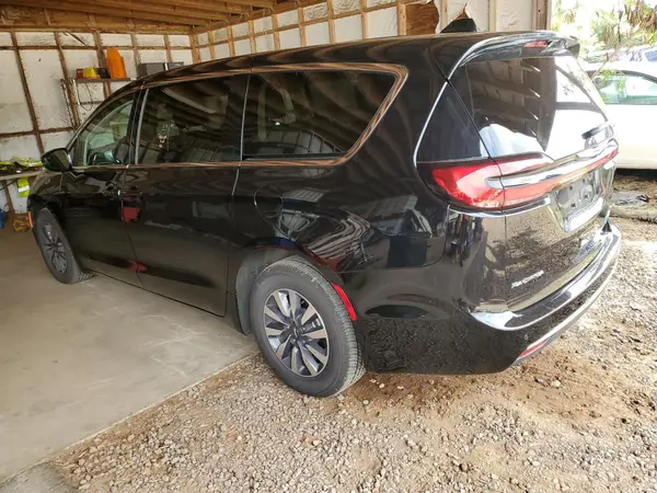 2C4RC1S78RR157146 2024 CHRYSLER PACIFICA - Image 2