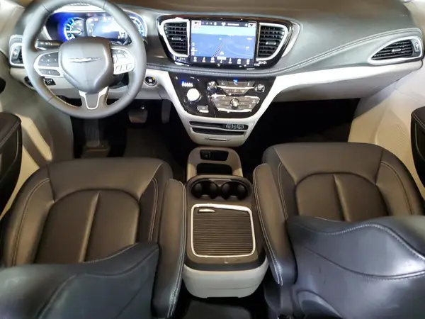2C4RC1S78RR157146 2024 CHRYSLER PACIFICA - Image 8
