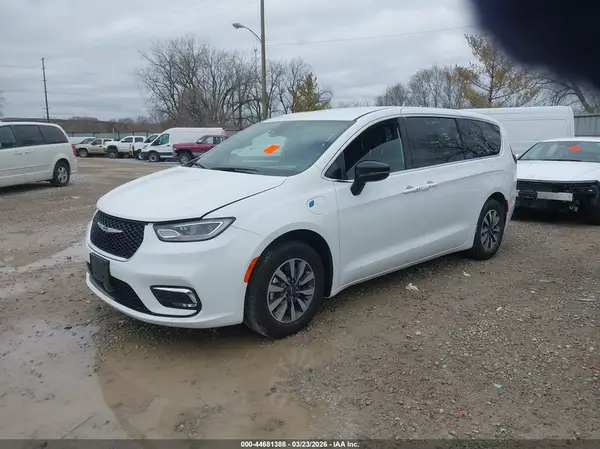 2C4RC1S78SR572408 2025 CHRYSLER PACIFICA - Image 2