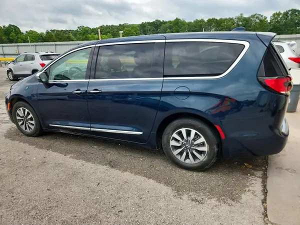 2C4RC1S79NR143797 2022 CHRYSLER PACIFICA - Image 2