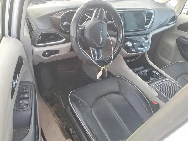 2C4RC1S79PR612244 2023 CHRYSLER PACIFICA - Image 8