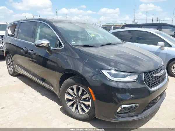 2C4RC1S79PR630551 2023 CHRYSLER PACIFICA - Image 1