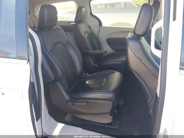 2C4RC1S79RR121837 2024 CHRYSLER PACIFICA - Image 8