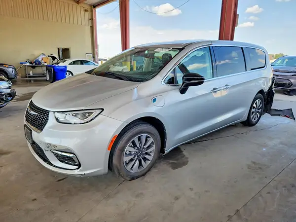 2C4RC1S79RR137570 2024 CHRYSLER PACIFICA - Image 1