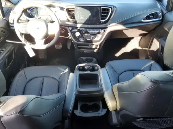 2C4RC1S79SR538283 2025 CHRYSLER PACIFICA - Image 8