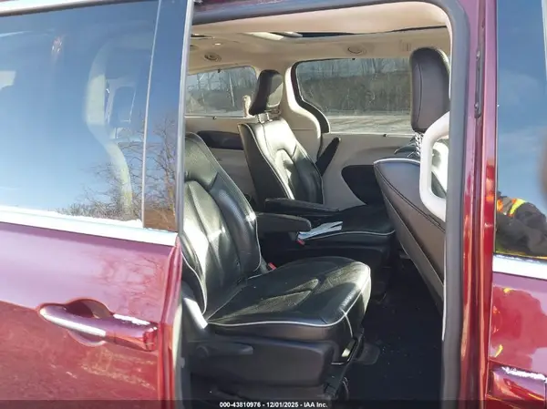 2C4RC1S7XMR535699 2021 CHRYSLER PACIFICA - Image 8