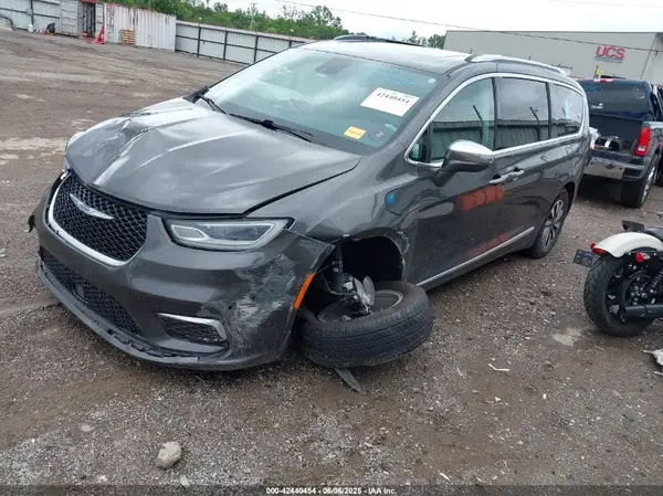 2C4RC1S7XMR536528 2021 CHRYSLER PACIFICA - Image 2