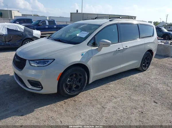2C4RC1S7XMR590329 2021 CHRYSLER PACIFICA - Image 2
