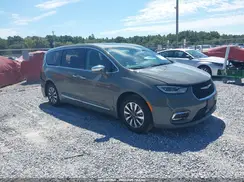 2C4RC1S7XNR143808 2022 CHRYSLER PACIFICA