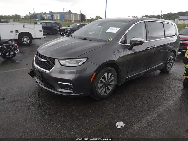 2C4RC1S7XNR227708 2022 CHRYSLER PACIFICA - Image 2