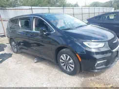 2C4RC1S7XRR103010 2024 CHRYSLER PACIFICA