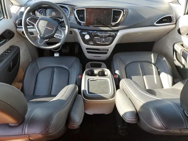 2C4RC1S7XRR126870 2024 CHRYSLER PACIFICA - Image 8
