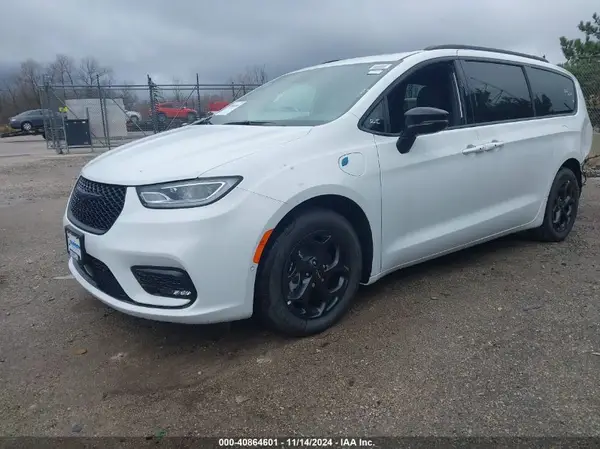 2C4RC1S7XRR127341 2024 CHRYSLER PACIFICA - Image 2