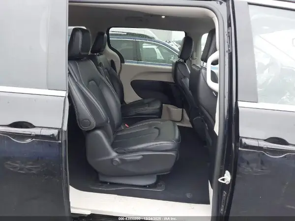 2C4RC1S7XRR169508 2024 CHRYSLER PACIFICA - Image 8