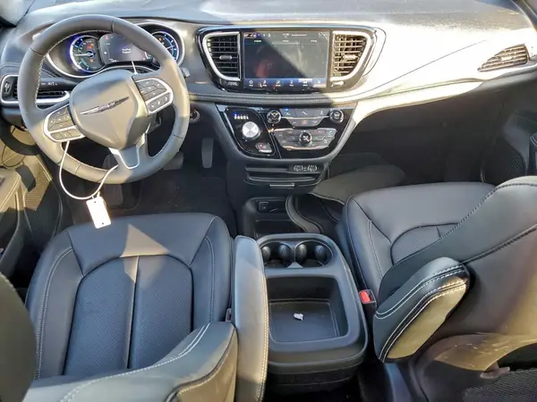 2C4RC1S7XSR538406 2025 CHRYSLER PACIFICA - Image 8