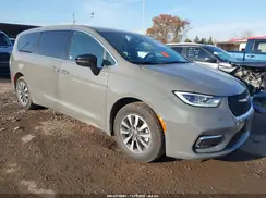 2C4RC1S7XSR572510 2025 CHRYSLER PACIFICA