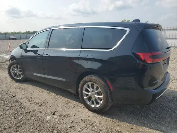 2C4RC3BG0PR501772 2023 CHRYSLER PACIFICA - Image 2