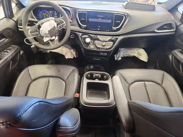 2C4RC3BG1SR507914 2025 CHRYSLER PACIFICA - Image 8