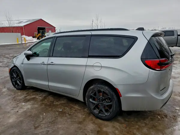 2C4RC3BG2PR576201 2023 CHRYSLER PACIFICA - Image 2