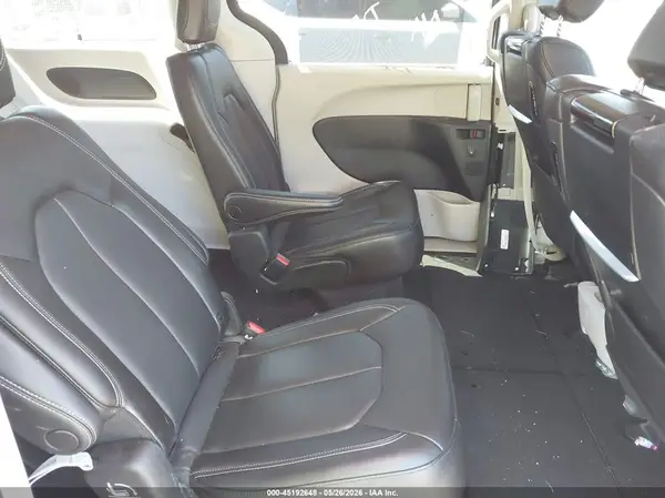 2C4RC3BG2PR584783 2023 CHRYSLER PACIFICA - Image 8