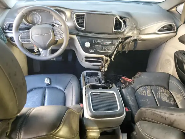2C4RC3BG2PR605261 2023 CHRYSLER PACIFICA - Image 8