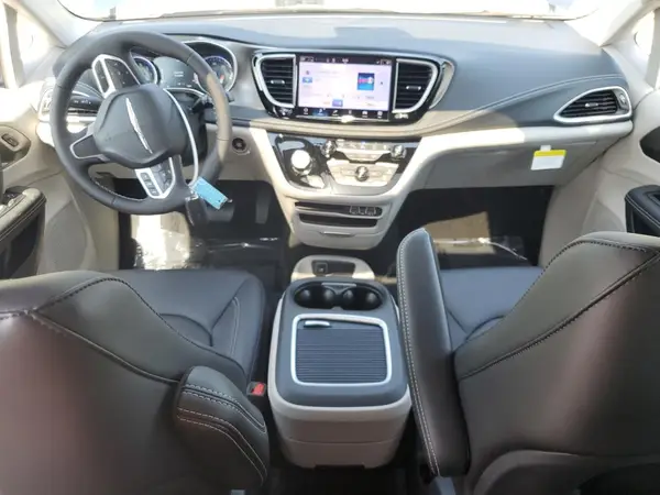 2C4RC3BG2RR185908 2024 CHRYSLER PACIFICA - Image 8