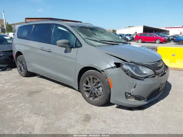 2C4RC3BG3LR278119 2020 CHRYSLER PACIFICA - Image 1