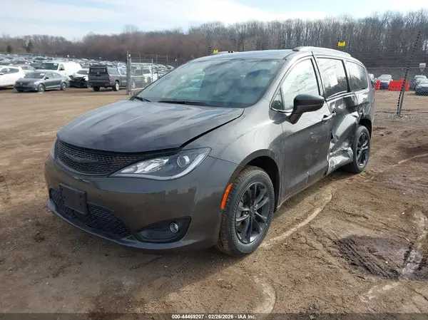 2C4RC3BG3LR290044 2020 CHRYSLER PACIFICA - Image 2