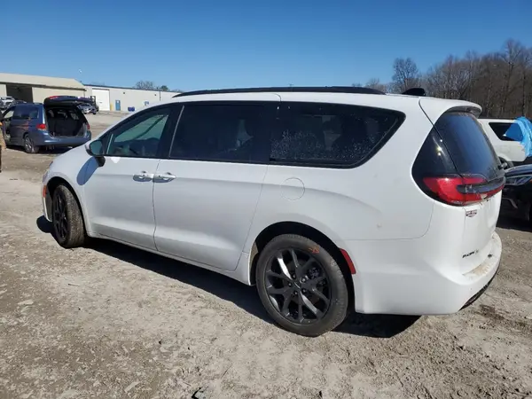 2C4RC3BG3PR518792 2023 CHRYSLER PACIFICA - Image 2