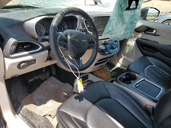 2C4RC3BG3PR527864 2023 CHRYSLER PACIFICA - Image 8